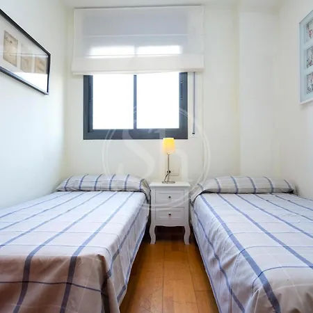 Comodo Junto A Hospital Sant Pau 아파트 *